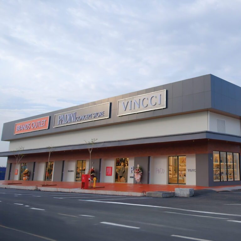 2025: First stand-alone store
